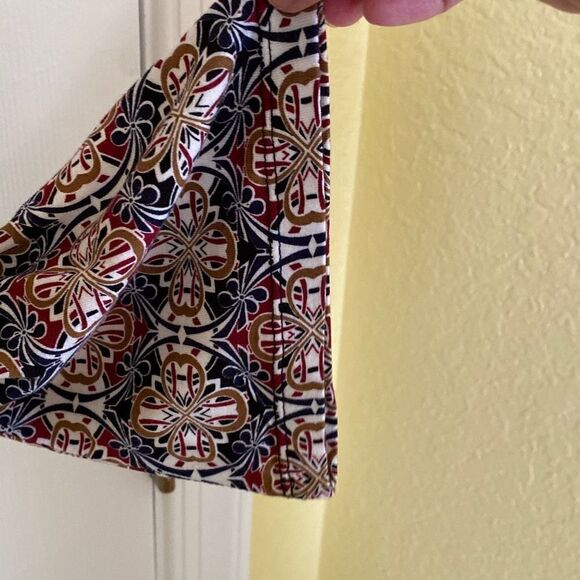 Max Edition Women’s Navy Print Tunic with Bell Sleeves and Asymmetric Hem, Size - Picture 8 of 8